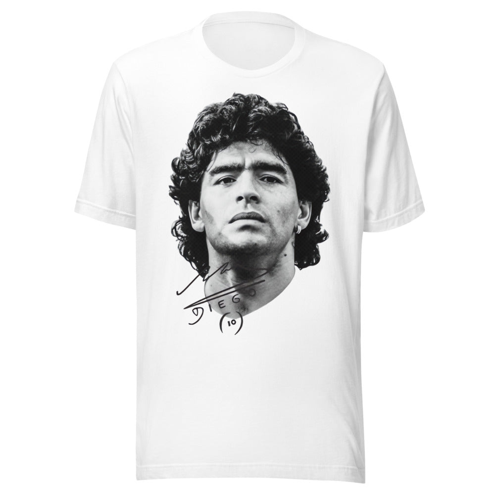 Camiseta blanca con un retrato de Diego Maradona